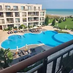 Apartahotel Diamond Sarafovo 3*