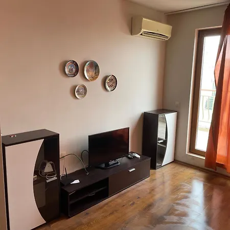 Diamond Sarafovo Apartahotel 3*