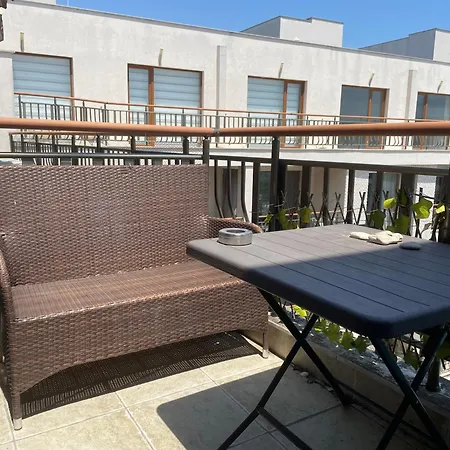 Diamond Sarafovo Apartmanhotel Burgasz