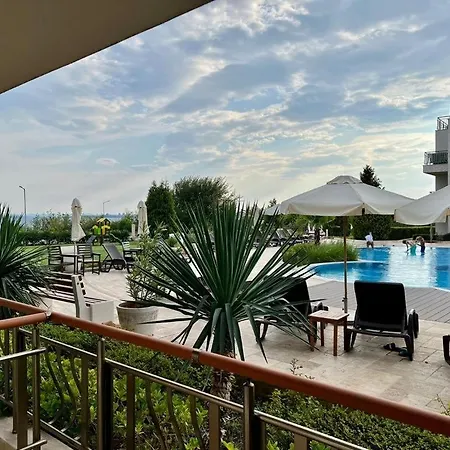 Diamond Sarafovo Aparthotel Burgas City