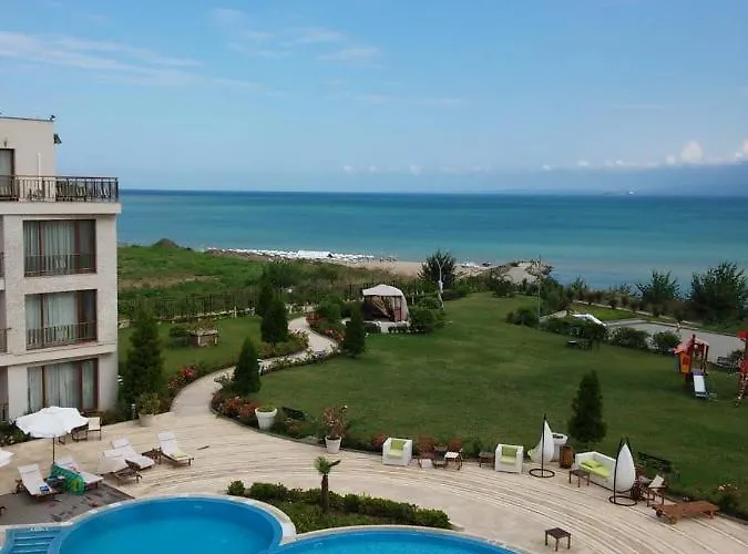 Aparthotel Diamond Sarafovo Burgas City