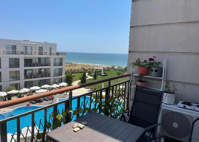 Aparthotel Diamond Sarafovo 3*